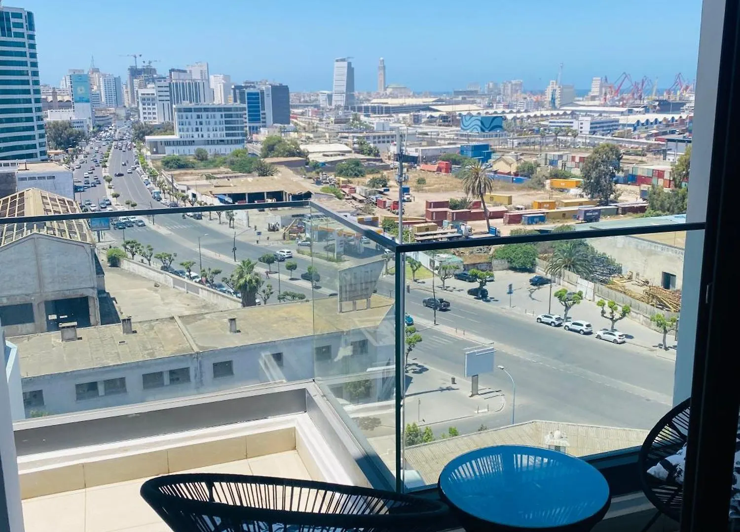 The View Apartment Near Casa Voyageurs Kazablanka